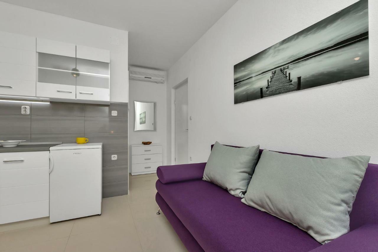 Apartments Smiljka มาคาร์สกา ภายนอก รูปภาพ
